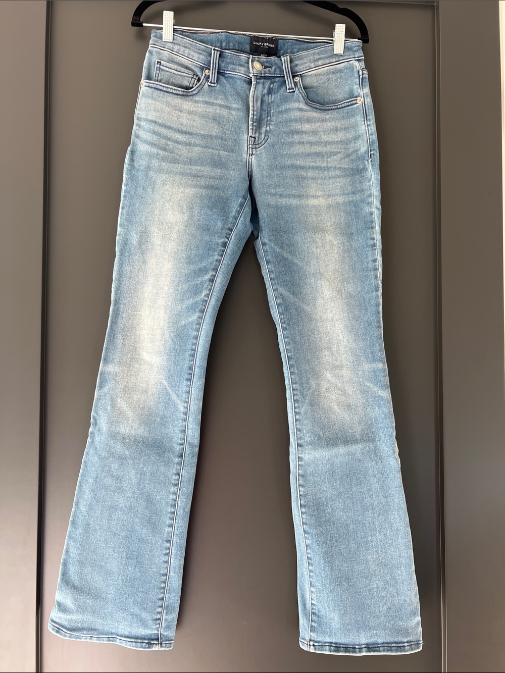 Lucky Brand Light Wash Women's Jeans - Bootcut
